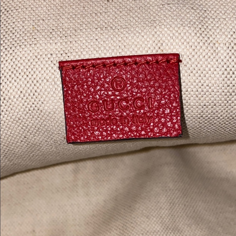 SOLD🎉🎉Authentic Gucci Bum Bag (Large size) - Picture 3 of 7
